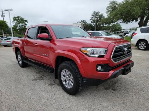 Used 2016 Toyota Tacoma SR5 w/ SR5 Appearance Package (SN) RWD image 3
