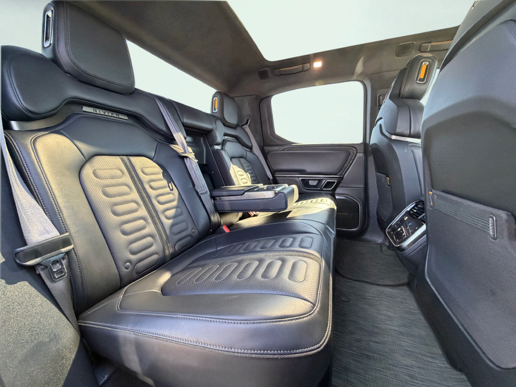 Used 2023 Rivian R1T Adventure Quad AWD/4WD image 38