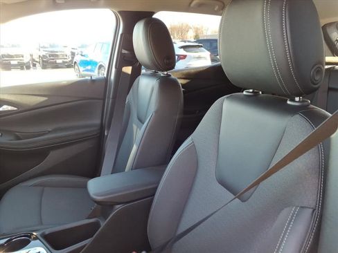 Used 2023 Buick Encore GX Select image 12