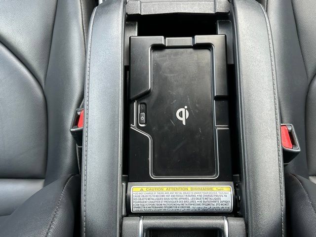 Used 2022 Toyota Highlander XLE AWD/4WD image 71