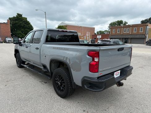 Used 2024 Chevrolet Silverado 2500 W/T AWD/4WD image 8