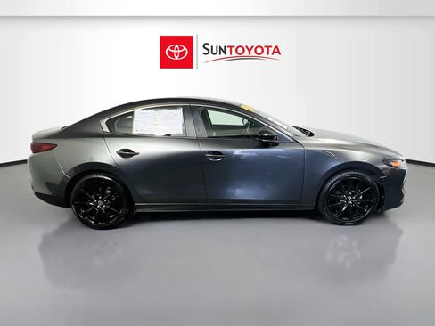 Used 2024 MAZDA MAZDA3 s FWD image 2