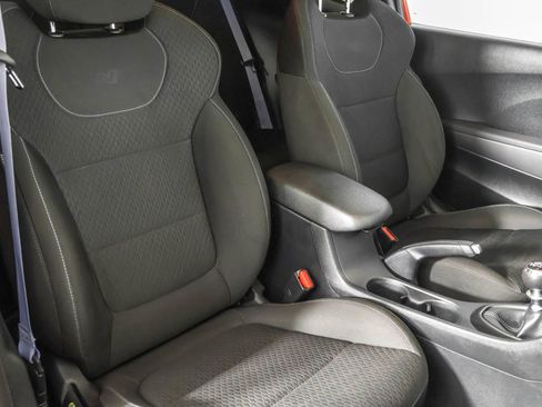 Used 2020 Hyundai Veloster N image 41