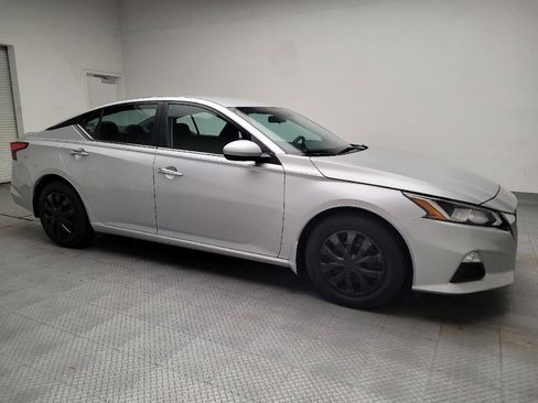 Used 2019 Nissan Altima 2.5 S image 11
