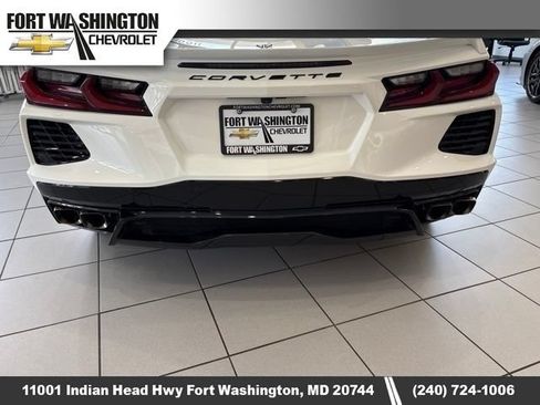 Used 2024 Chevrolet Corvette Stingray Premium Conv w/ Stealth Interior Trim Package RWD image 3