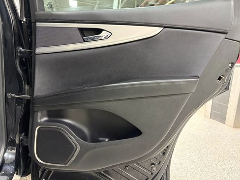 Used 2017 Lincoln MKX Premiere image 28