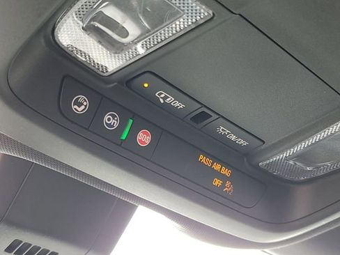 Certified 2023 Chevrolet Equinox RS image 35