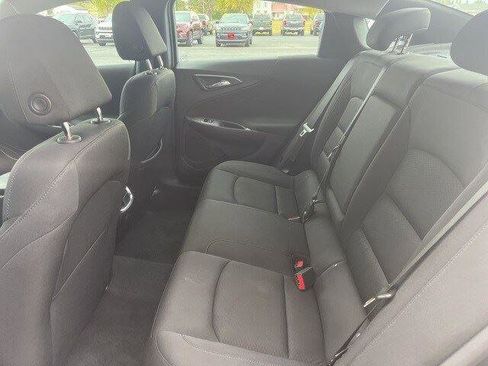 Used 2023 Chevrolet Malibu LT image 14