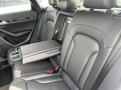 Used 2018 Audi Q3 2.0T Premium Plus w/ Premium Plus Package image 22