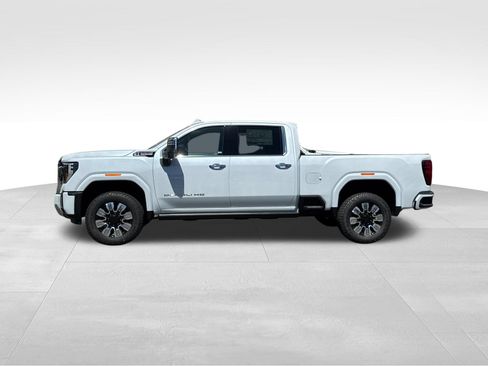 New 2026 GMC Sierra 2500 Denali w/ Denali Reserve Package AWD/4WD image 7