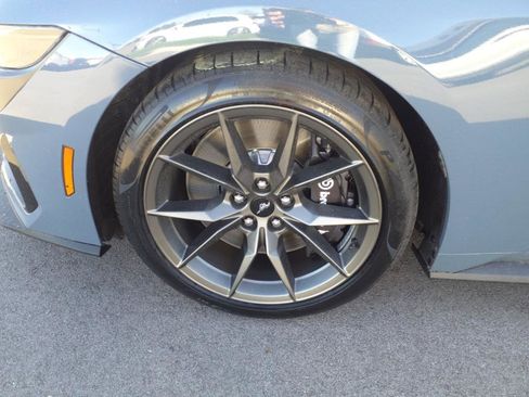 New 2025 Ford Mustang Dark Horse image 9