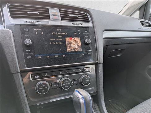 Used 2019 Volkswagen e-Golf SE w/ Driver Assistance Package image 12