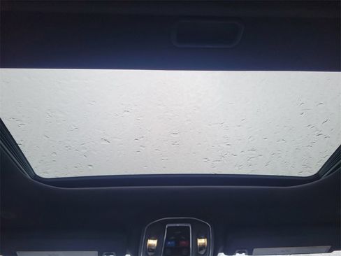 Used 2024 Jeep Grand Cherokee L Altitude image 5