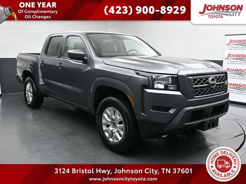 Used 2023 Nissan Frontier SV image 1