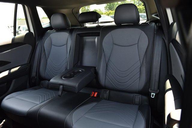 New 2026 Volkswagen Tiguan SE R-Line AWD/4WD image 22
