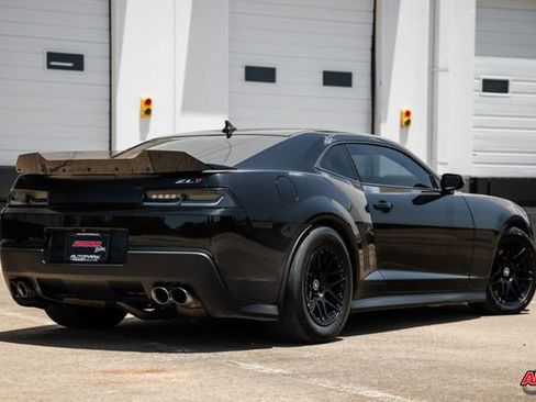 Used 2014 Chevrolet Camaro ZL1 image 9