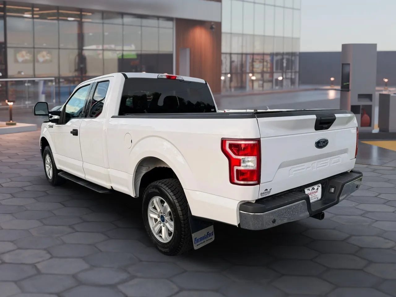 Used 2019 Ford F150 XLT w/ Equipment Group 301A Mid AWD/4WD image 8