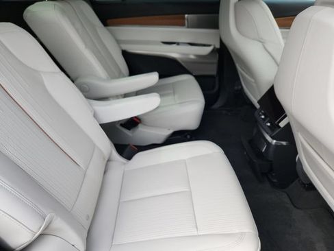 New 2026 Cadillac Vistiq Sport AWD/4WD image 22