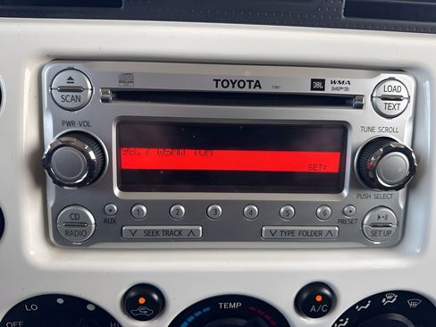 Used 2012 Toyota FJ Cruiser Base w/ Upgrade Pkg image 15