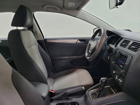 Used 2017 Volkswagen Jetta S FWD image 21