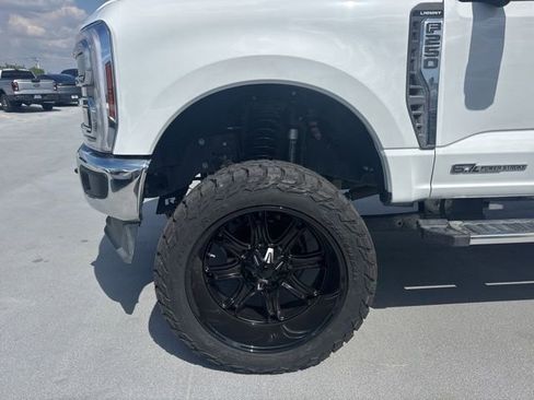 Used 2026 Ford F250 Lariat image 3