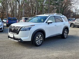 New 2025 Nissan Pathfinder SL video 2