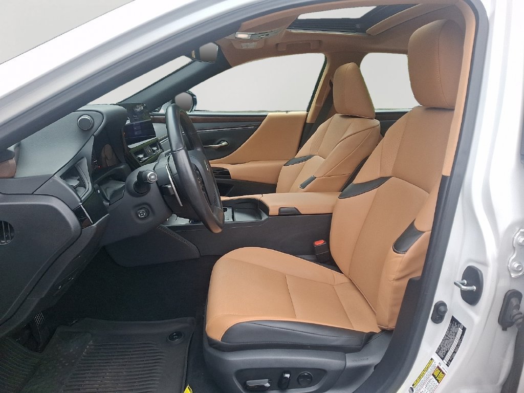 Certified 2025 Lexus ES 350 w/ Premium Package FWD image 14