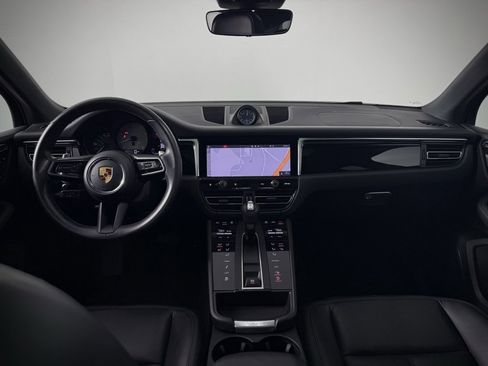 Used 2022 Porsche Macan S image 22