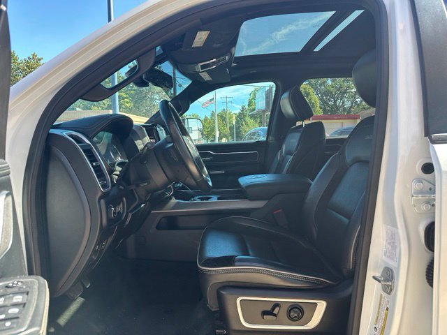 Used 2020 RAM 1500 Laramie w/ Night Edition AWD/4WD image 10