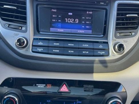 Used 2017 Hyundai Tucson Value w/ Cargo Package AWD/4WD image 7