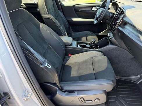 Certified 2023 Volvo C40 P8 Recharge Plus AWD/4WD image 14