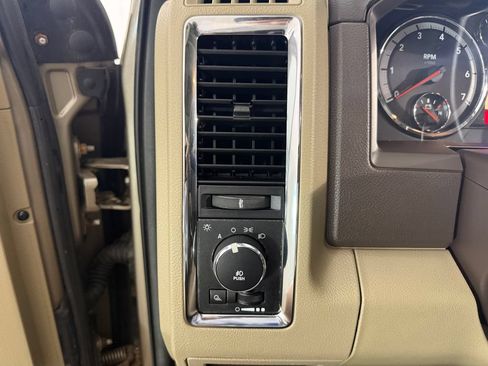 Used 2010 Dodge Ram 1500 Truck Laramie AWD/4WD image 14