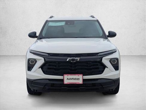 New 2026 Chevrolet TrailBlazer LT w/ Convenience Package FWD image 7