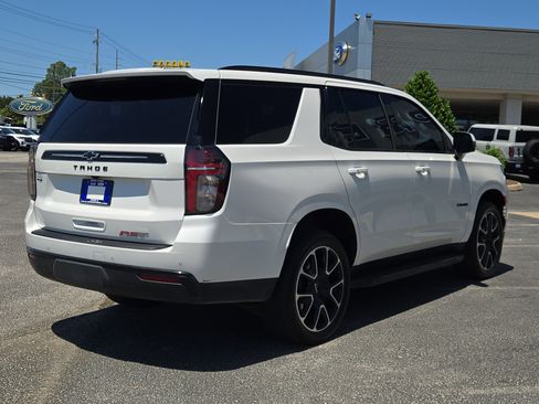 Used 2024 Chevrolet Tahoe RST w/ Luxury Package RWD image 8