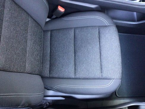 New 2025 Chevrolet Traverse LT w/ Enhanced Driving Package image 13