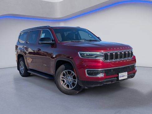 Used 2023 Jeep Wagoneer 4WD w/ Convenience Group I image 2