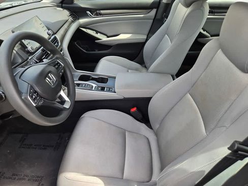 Used 2018 Honda Accord Hybrid image 17