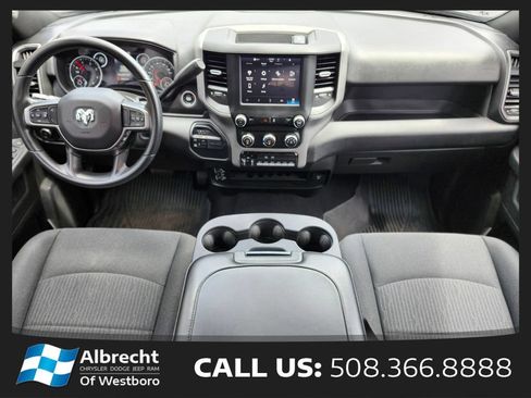Used 2024 RAM 2500 Tradesman w/ Chrome Appearance Group AWD/4WD image 12