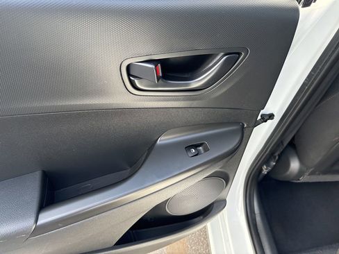 Used 2022 Hyundai Kona N Line image 30