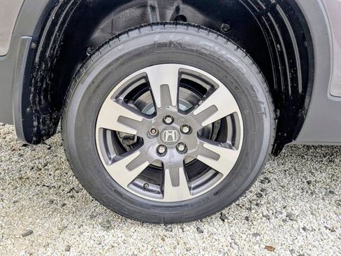 Used 2017 Honda Ridgeline RTL-T image 19