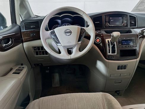 Used 2017 Nissan Quest SV FWD image 21