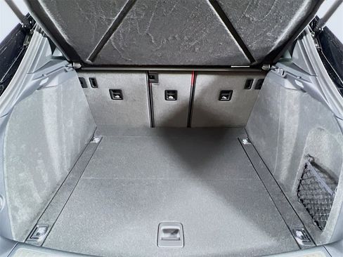 New 2026 Porsche Macan S image 28