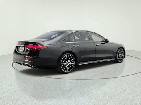 Certified 2023 Mercedes-Benz S 580 4MATIC Sedan image 5