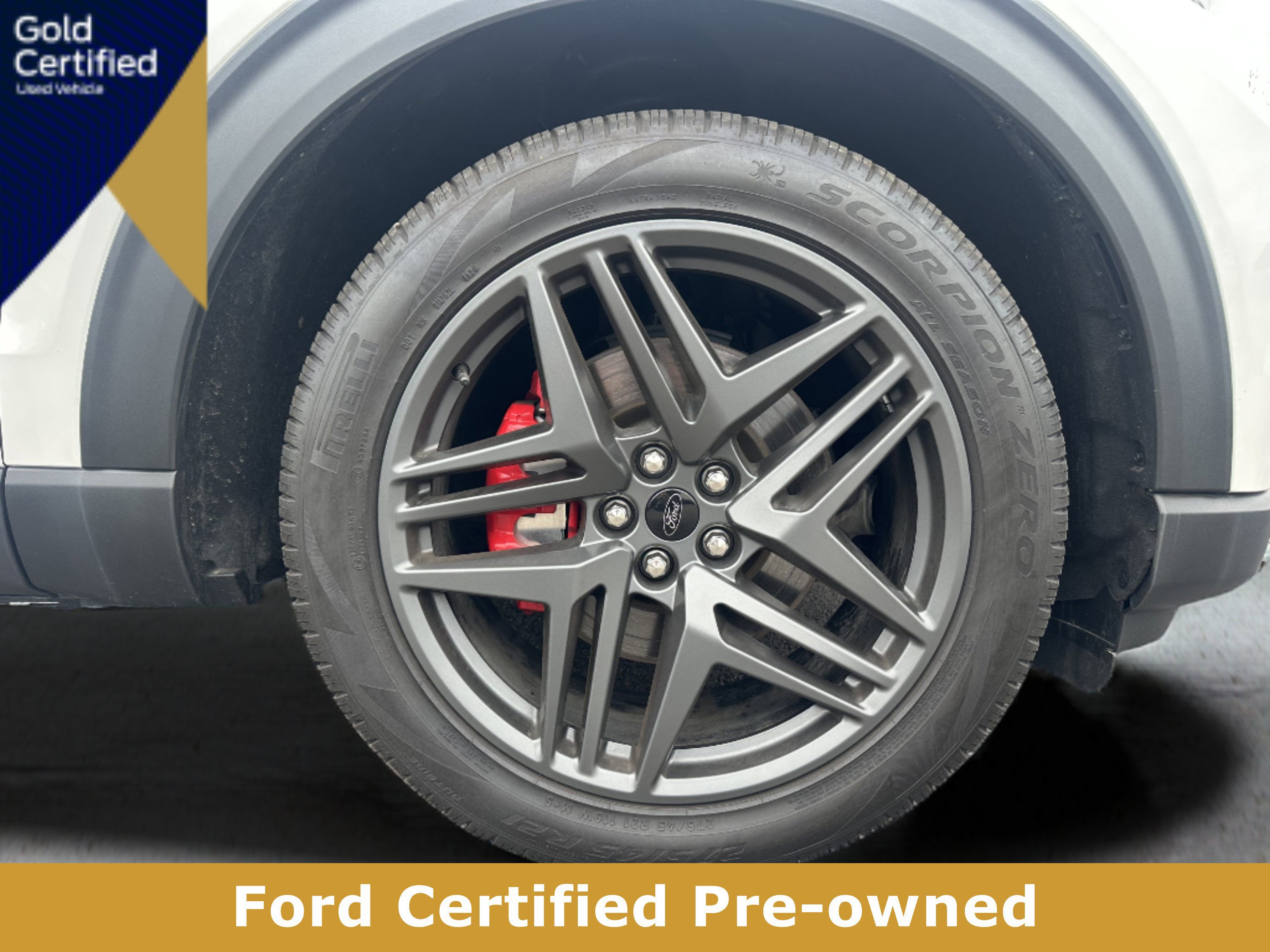 Certified 2025 Ford Explorer ST AWD/4WD image 7