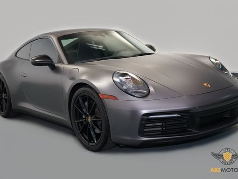 Used 2021 Porsche 911 Carrera image 2
