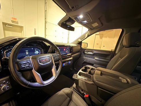 Used 2024 GMC Sierra 1500 Elevation RWD image 18
