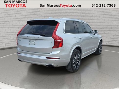Used 2021 Volvo XC90 T5 Momentum w/ Protection Package Premier FWD image 5