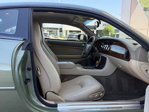 Used 1998 Jaguar XK8 Coupe image 23