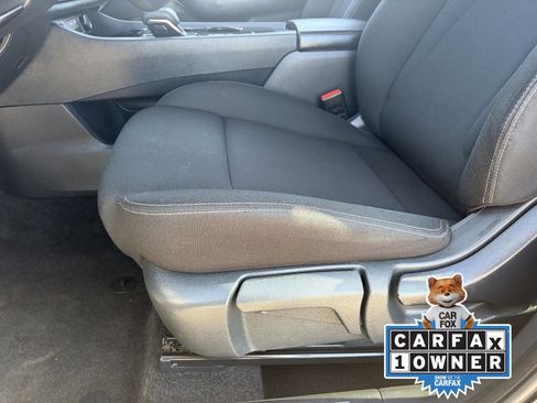 Used 2024 Nissan Rogue S image 22