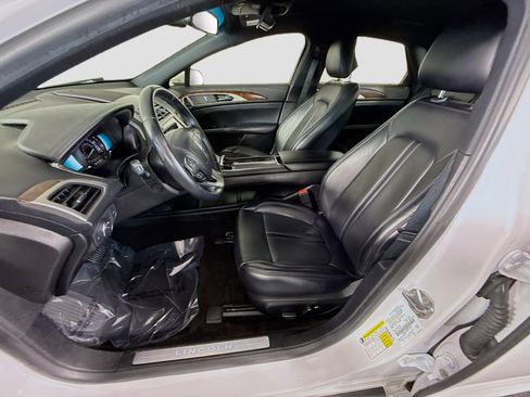 Used 2019 Lincoln MKZ Reserve image 22